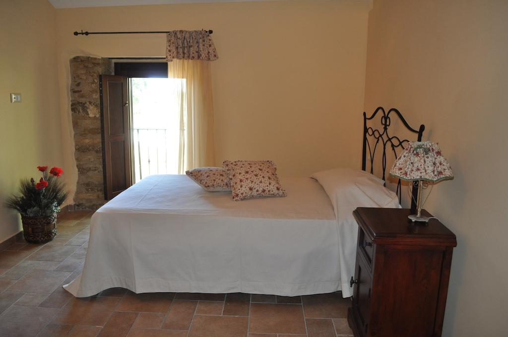 Bed and Breakfast Za Mariette Crecchio Zimmer foto